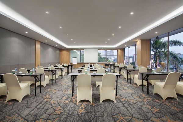 Asean International Hotel (Medan)
